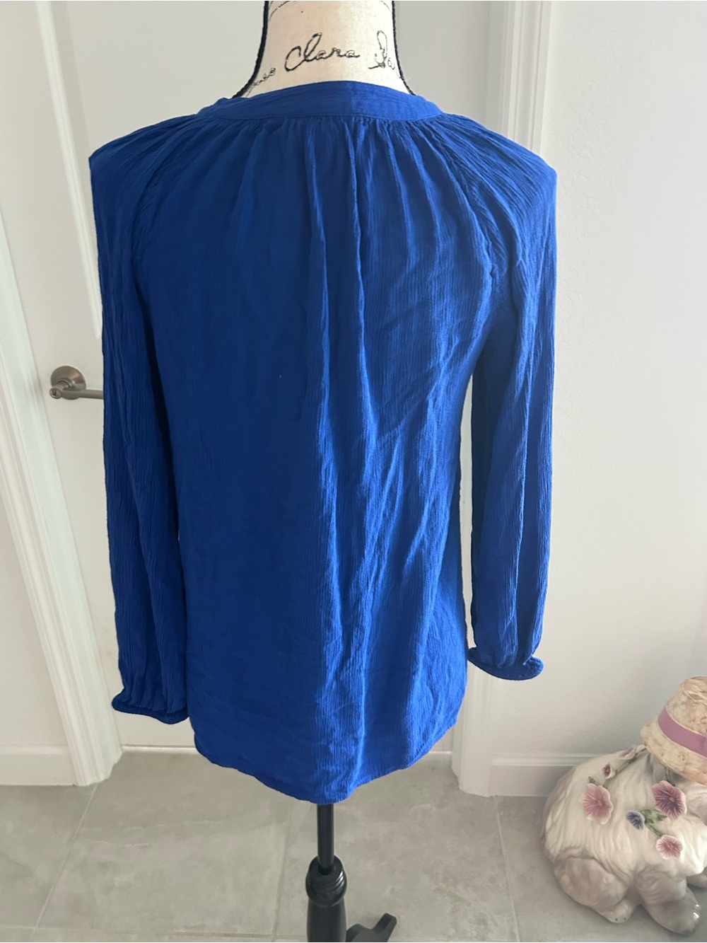 Lilly Pulitzer Women’s Royal Blue Button Henley Blouse - Picture 3 of 6